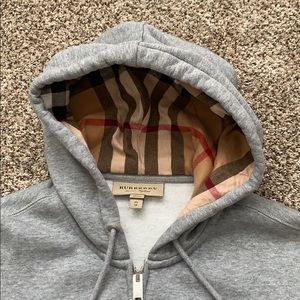 Burberry Zipper Sweatshirt